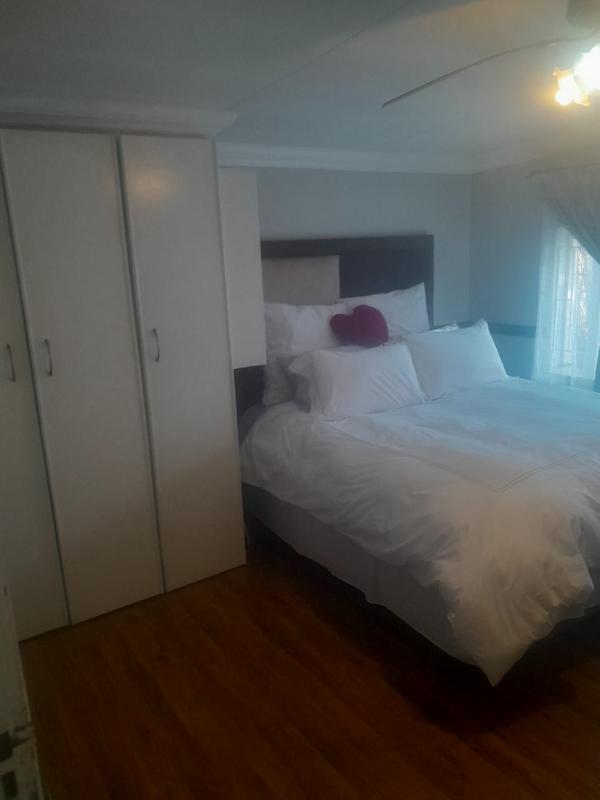 To Let 2 Bedroom Property for Rent in Bult West North West